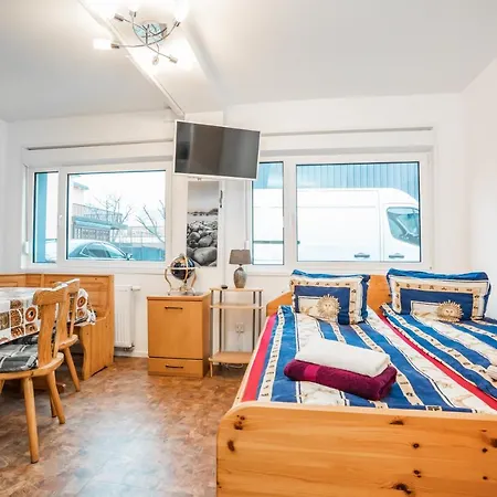 Motel Home Berlin * برلين