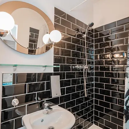 Motel Home Berlin * Βερολίνο