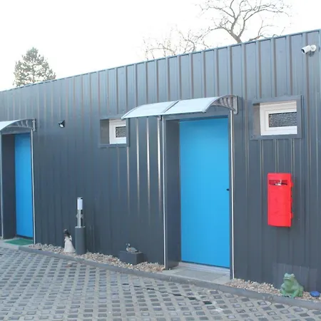 Motel Home Berlin فندق