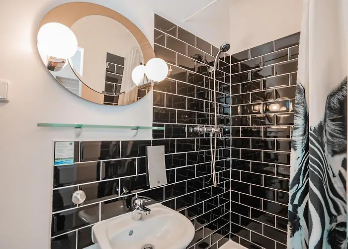 Motel Home Berlin * برلين