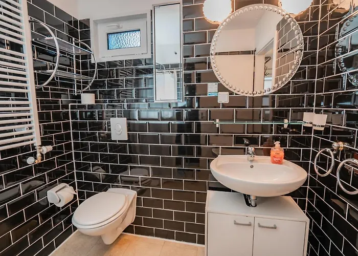 Motel Home Berlin Otel